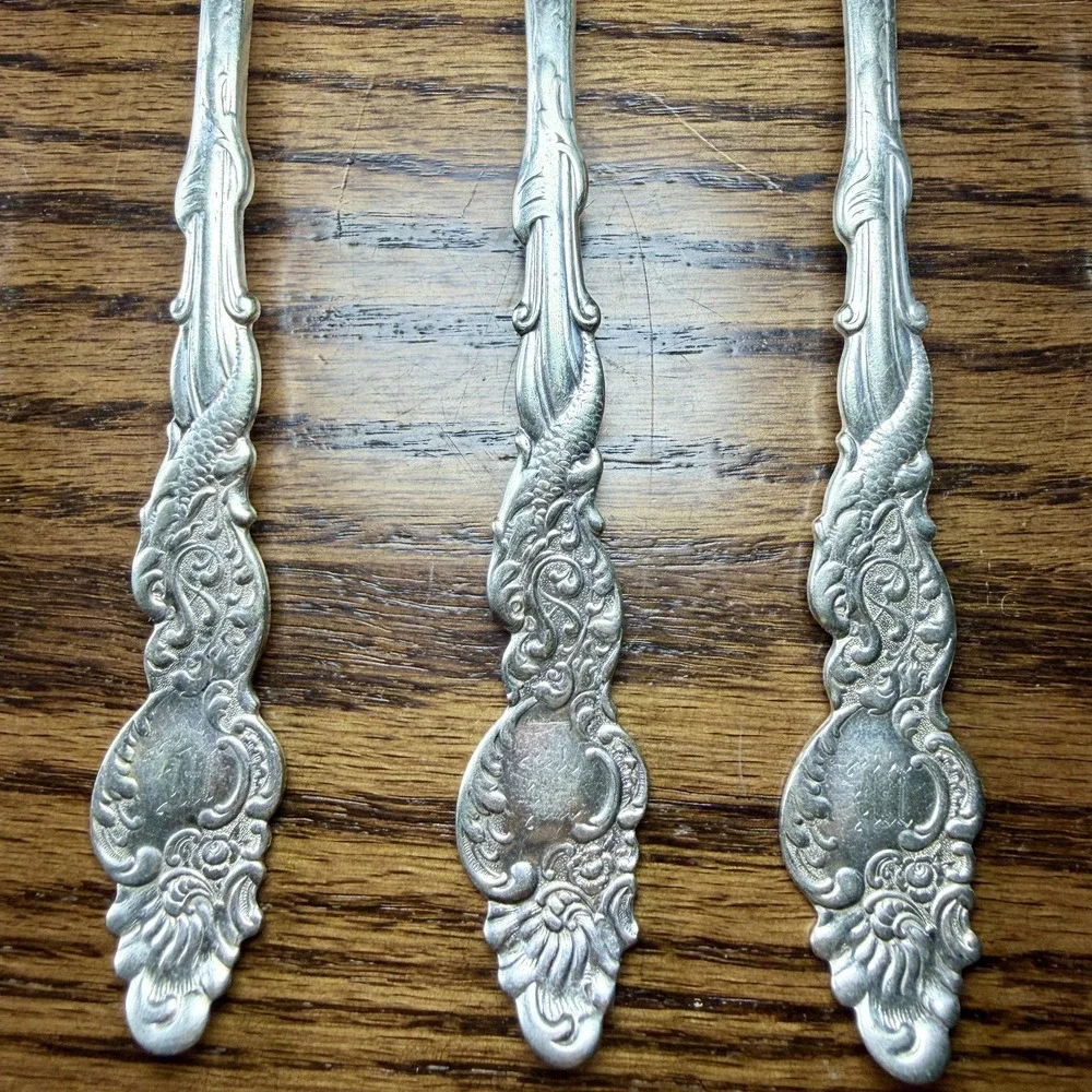 Rogers International Silverplate Columbia Dinner Forks Set Of 6